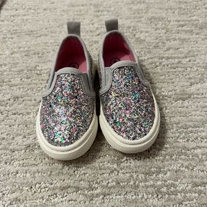 Like new Cat and Jack toddler size 5 glitter slides